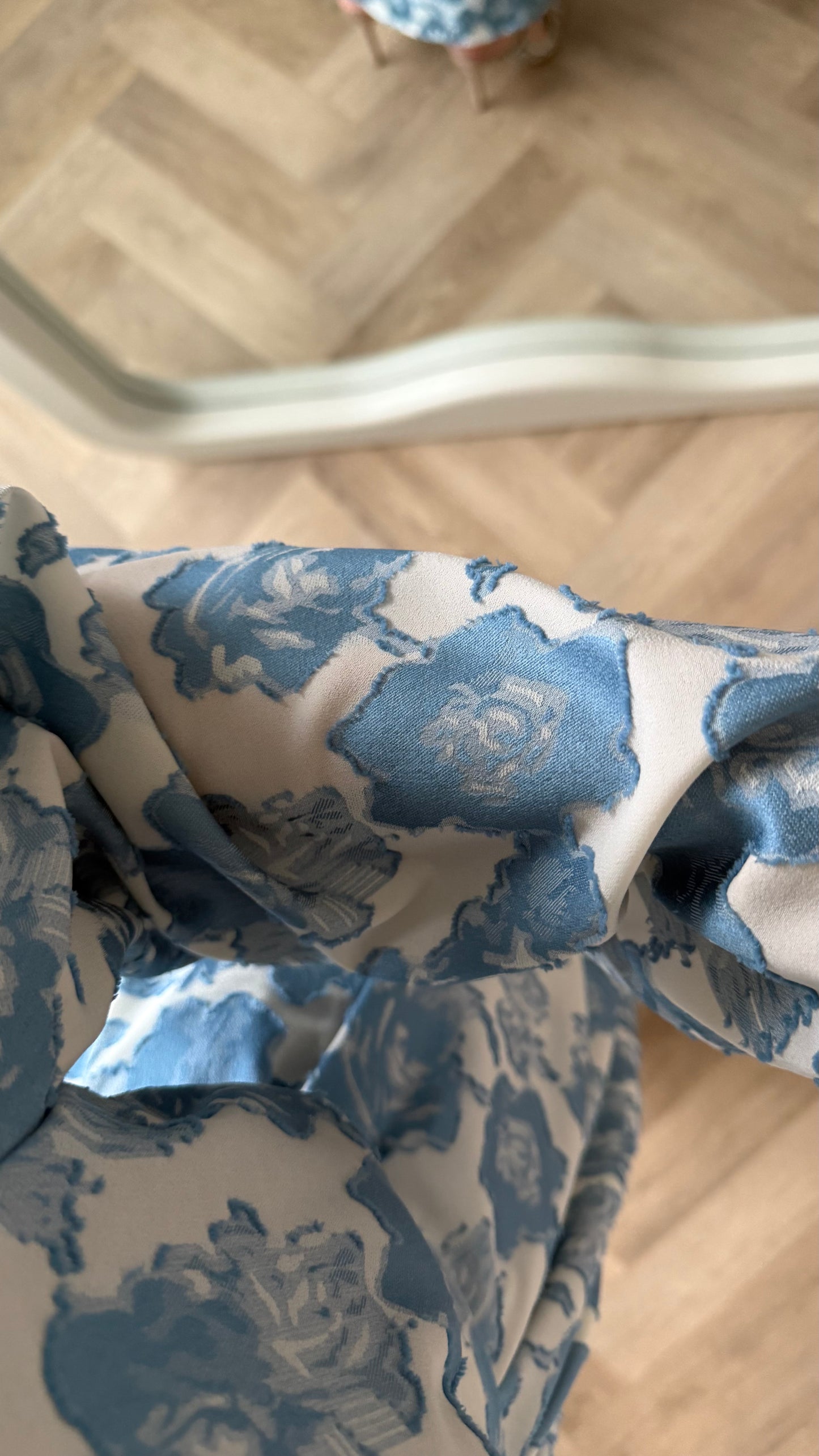 ENSEMBLE Robe et Kimono- Jacquard Floral Bleu Claire