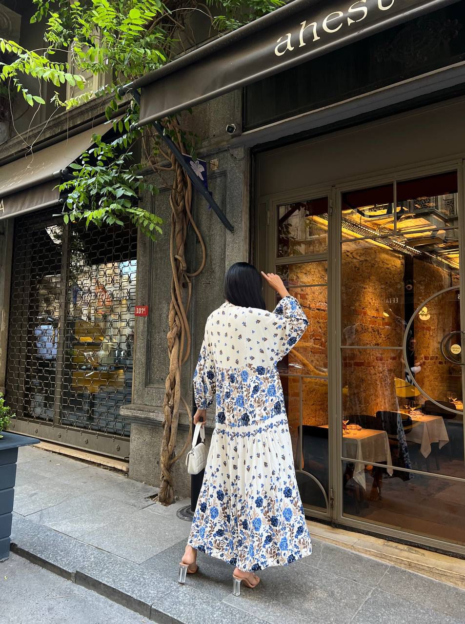 Robe longue pour femmes imprimé floral bleu vibrant