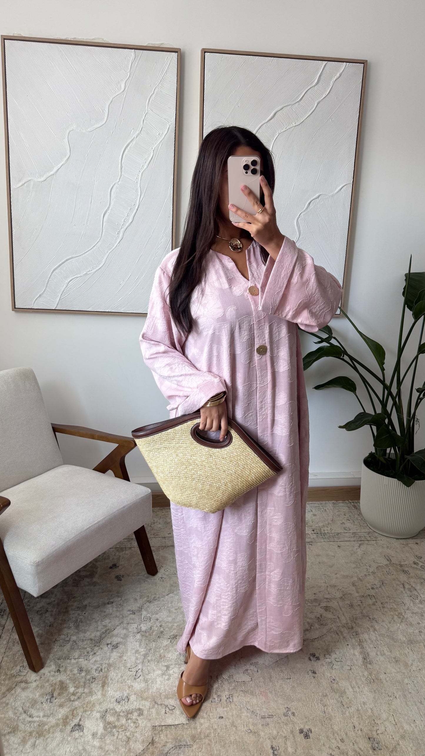 Robe longue fluide à relief floral Pink Rose