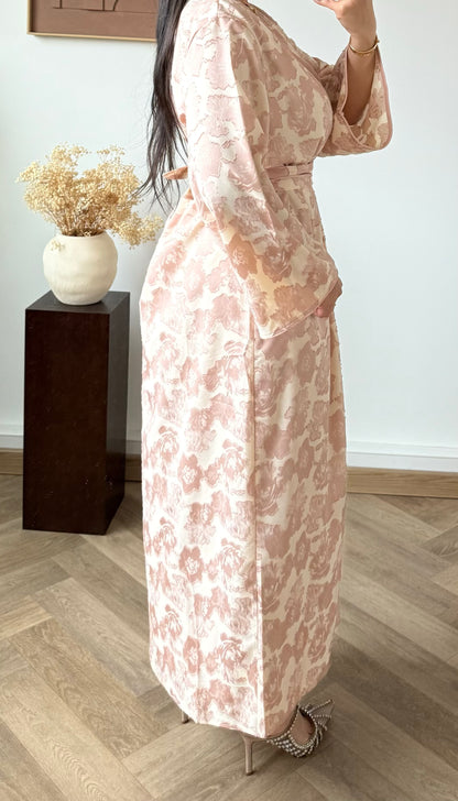 ENSEMBLE Robe et Kimono- Jacquard Floral Pink Rose