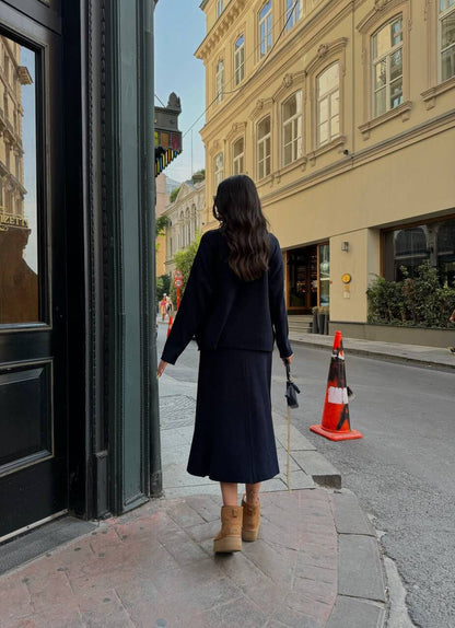 Ensemble pull et jupe midi en maille côtelée pour femmes - Bleu marine