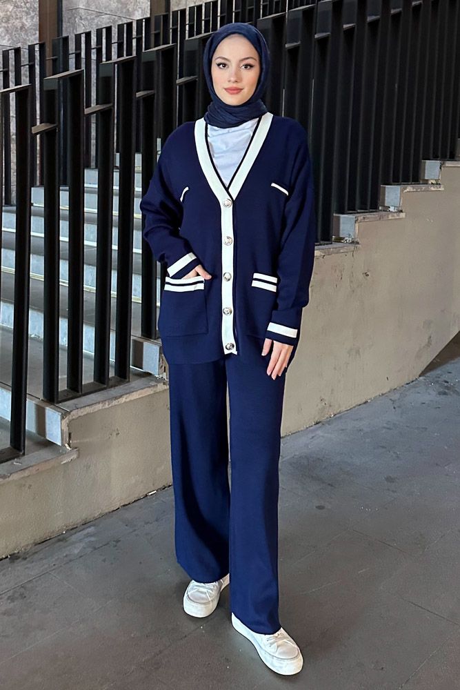 Ensemble Oversize : Cardigan à Boutons et Pantalon Bleu marine Fluide pour Femmes (Tailles S à L)