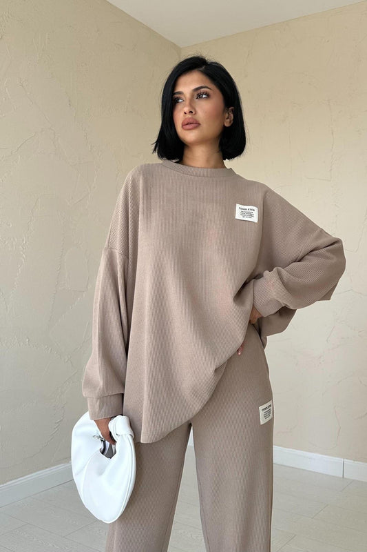 Ensemble Pull et Pantalon en Velours Côtelé Beige Taupe- Confort et Élégance pour Femmes